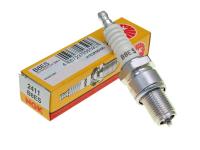 spark plug NGK B8ES for Aprilia SX 50 06-10 (D50B) ZD4PV